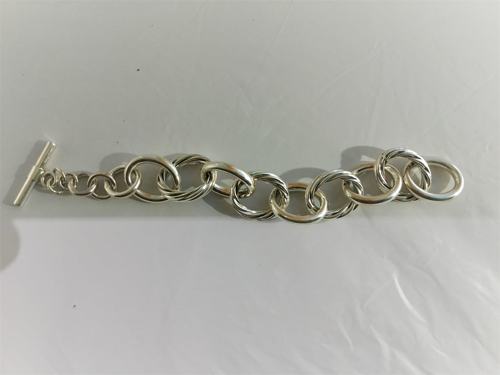 BS52: Solid Sterling loop Bracelet