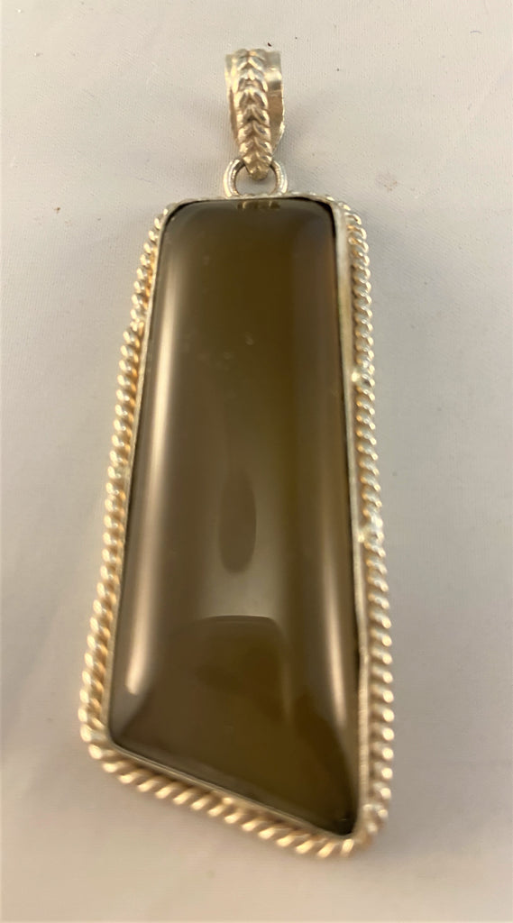 P43: Brown Large Agate Pendant