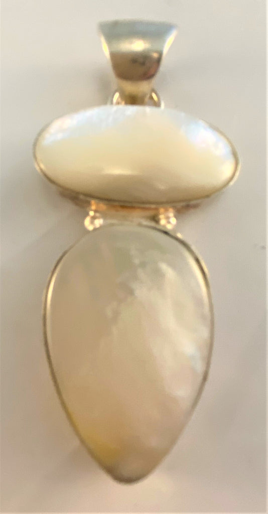 P70: Mother of Pearl Sterling Pendant