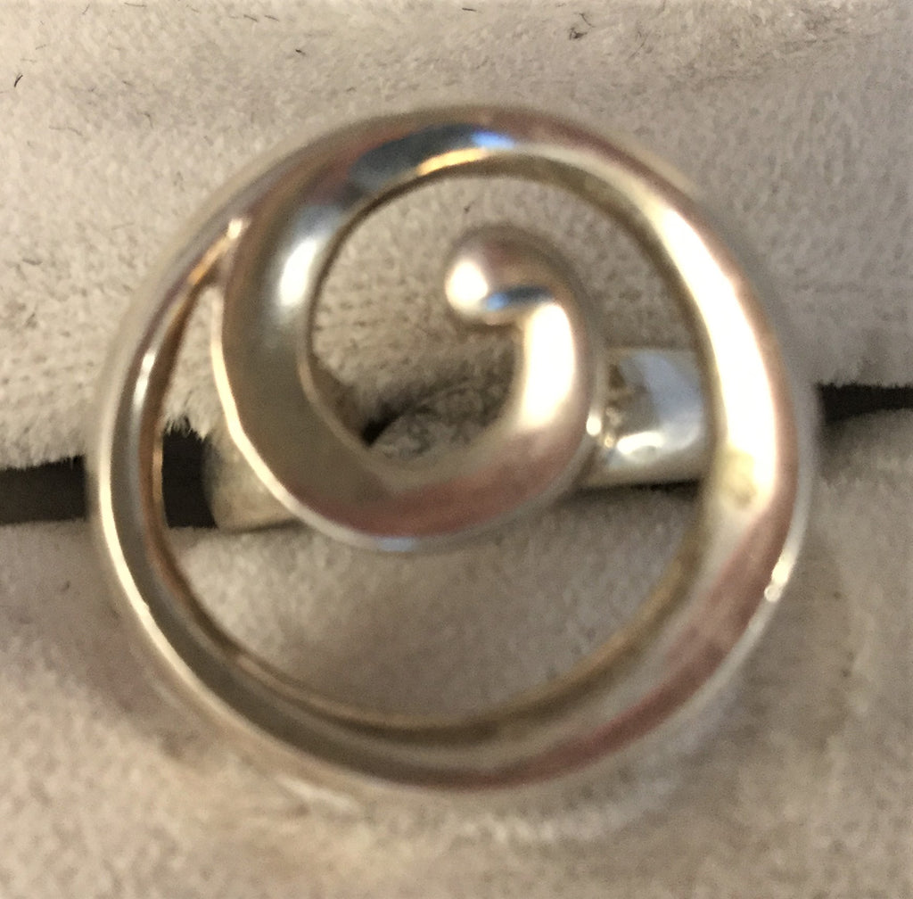RS149:  solid sterling swirl ring