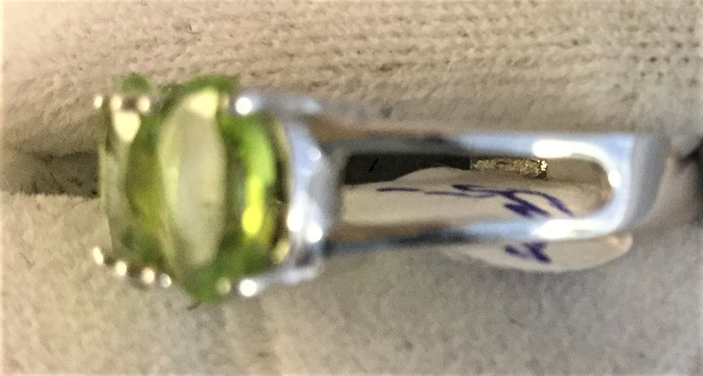 RS35: Peridot Sterling Ring